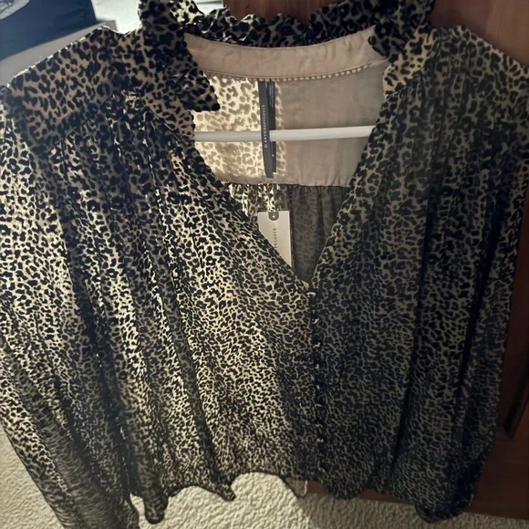 Anthropologie Leopard Print Blouse - Picture 3 of 5